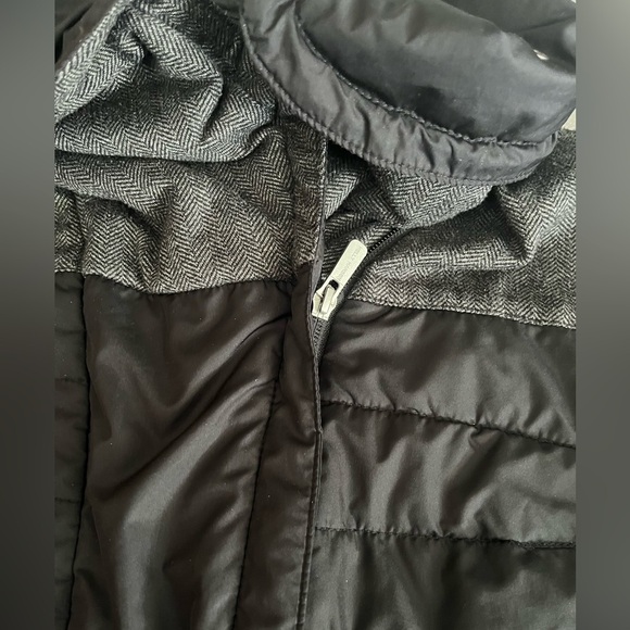[L]Helly Hansen Women Astra Insulated Jacket Herringbone Pattern thumb hole - Picture 5 of 10